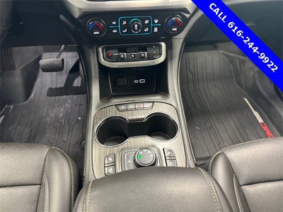 2021 GMC Acadia SLT 3.6 Liter V6 AWD