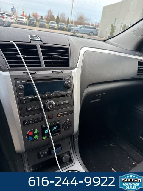 2011 Chevrolet Traverse LT 3.6 Liter V6 AWD 3rd Row Seating