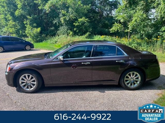 2012 Chrysler 300 Limited 3.6 Liter V6 RWD