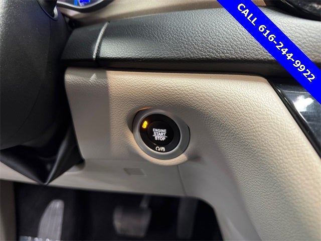 2017 Chrysler Pacifica Touring L 3.6 Liter V6 7 Passenger 3rd Row Seating