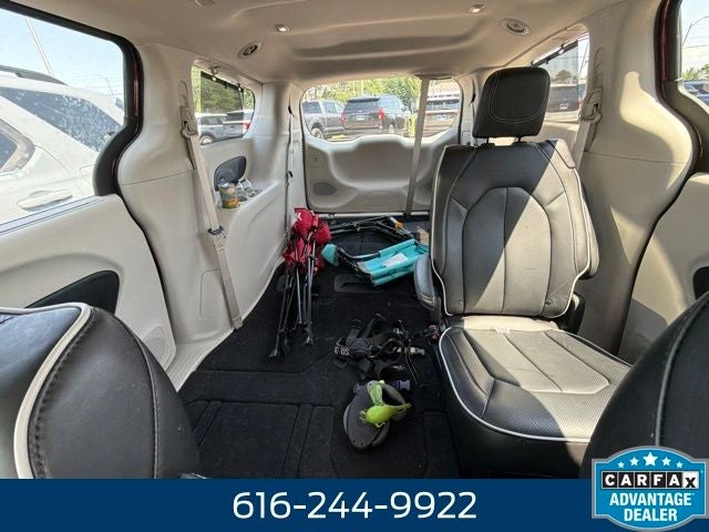2023 Chrysler Pacifica Limited 3.6 Liter V6 7 Passenger 3rd Row Seating AWD