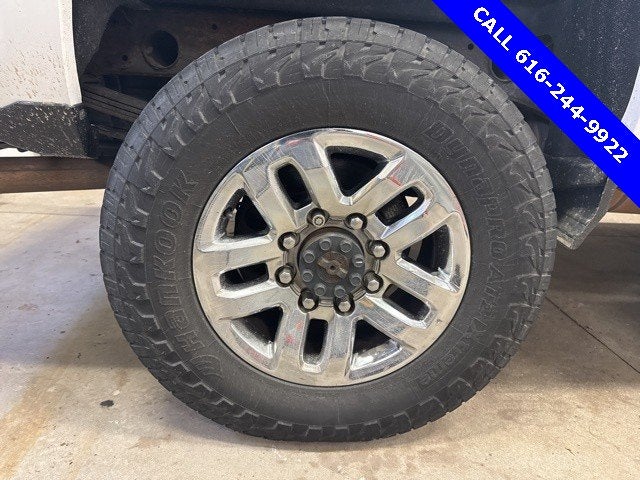 2019 Chevrolet Silverado 2500HD LT 6.0 liter V8 4D Double Cab 4WD