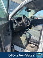 2016 RAM 2500 Tradesman 5.7 Liter V8 Hemi Crew Cab 4WD