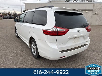 2018 Toyota Sienna LE 3.5 Liter V6 7 Passenger 3rd Row Seating