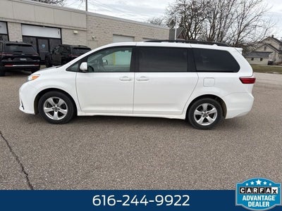 2018 Toyota Sienna LE 3.5 Liter V6 7 Passenger 3rd Row Seating