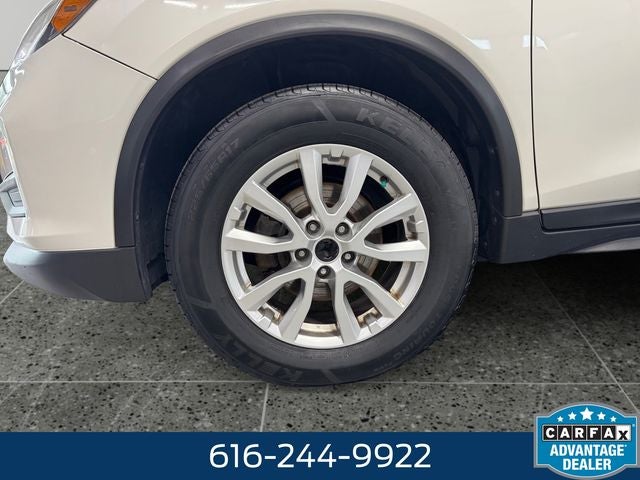 2017 Nissan Rogue SV 2.5 Liter AWD