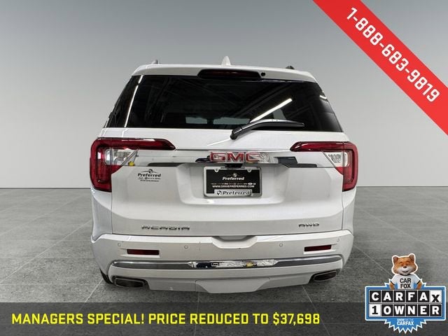 2023 GMC Acadia Denali