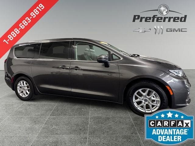 2023 Chrysler Pacifica Touring L