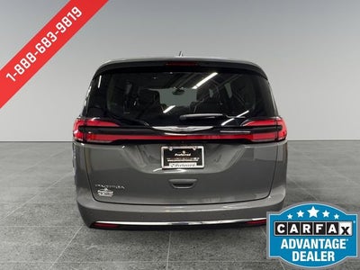 2021 Chrysler Pacifica Touring L