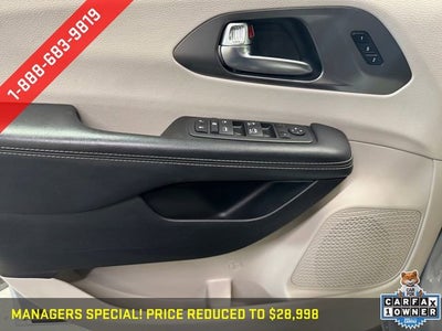 2024 Chrysler Pacifica Touring L