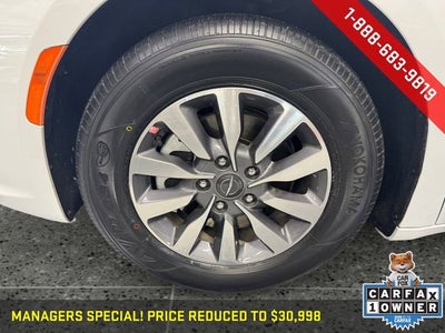 2024 Chrysler Pacifica Hybrid Select