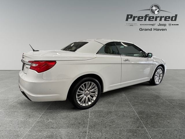 2011 Chrysler 200 Limited