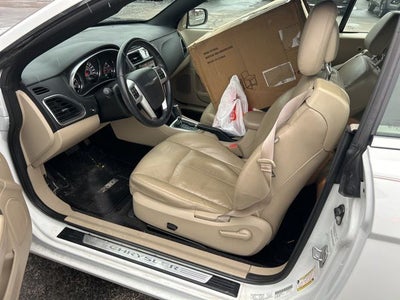2011 Chrysler 200 Limited 3.6 Liter V6 2D Convertible Automatic