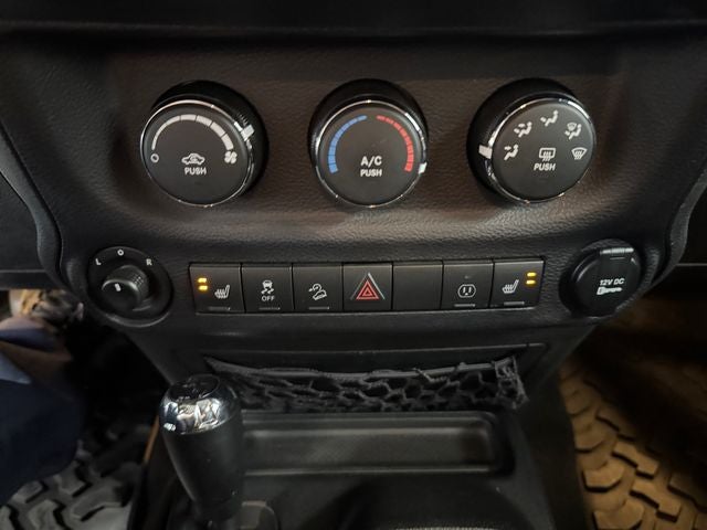 2017 Jeep Wrangler Unlimited Sahara 4x4