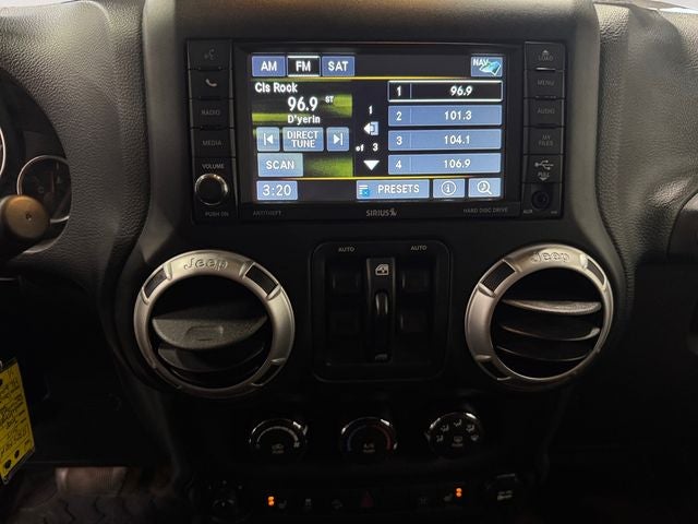 2017 Jeep Wrangler Unlimited Sahara 4x4