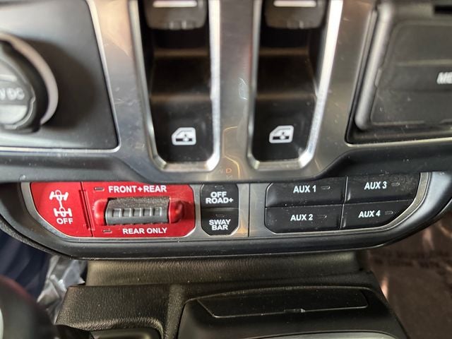 2025 Jeep Wrangler Rubicon 2.0 Liter I4 2D Automatic 4WD