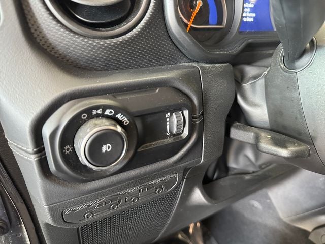 2025 Jeep Wrangler Rubicon 2.0 Liter I4 2D Automatic 4WD