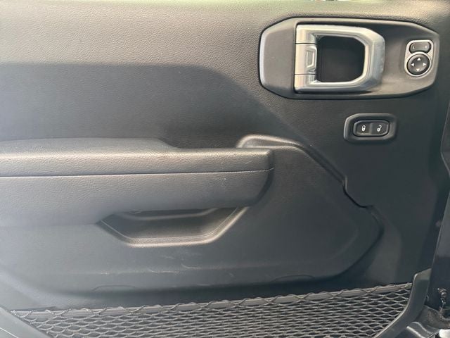 2025 Jeep Wrangler Rubicon 2.0 Liter I4 2D Automatic 4WD