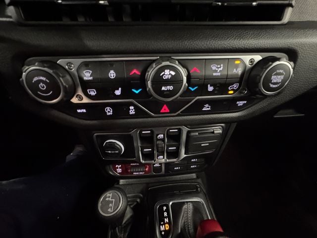2024 Jeep Wrangler 4-Door Willys 4x4