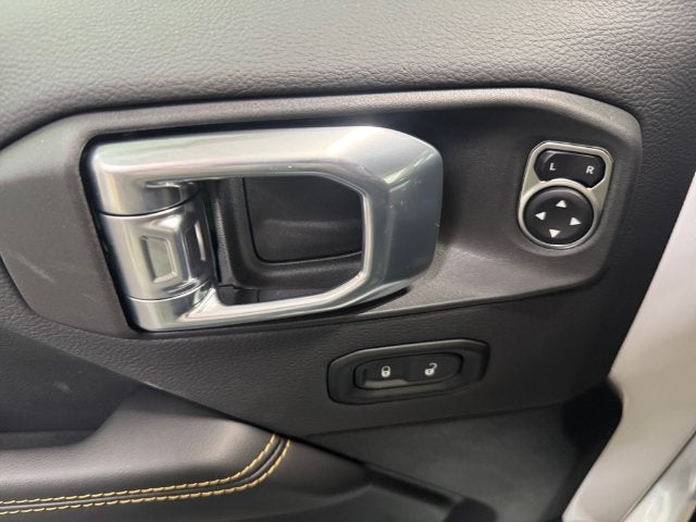 2027 Jeep Wrangler WRANGLER 4-DOOR SAHARA