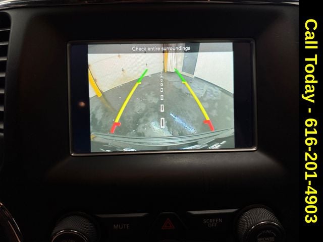 2021 Jeep Grand Cherokee Laredo E 4x4