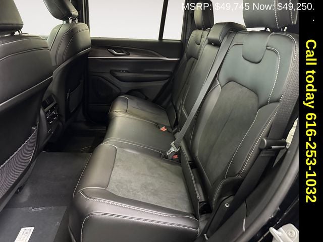 2026 Jeep Grand Cherokee GRAND CHEROKEE ALTITUDE 4X4