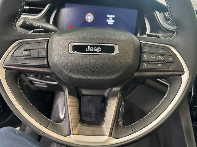 2023 Jeep Grand Cherokee Limited 3.6 Liter V6 4WD
