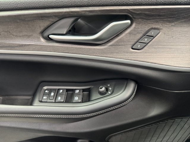 2023 Jeep Grand Cherokee Limited 3.6 Liter V6 4WD