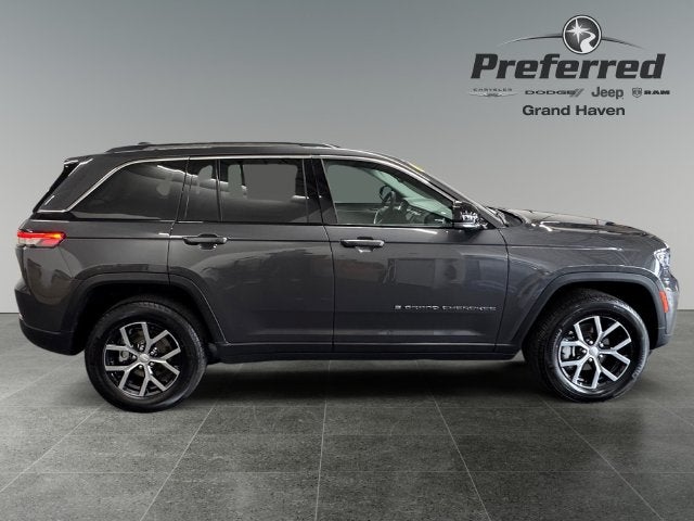2023 Jeep Grand Cherokee Limited 3.6 Liter V6 4WD