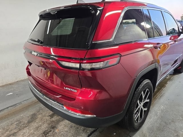 2025 Jeep Grand Cherokee Limited 3.6 Liter V6 4WD