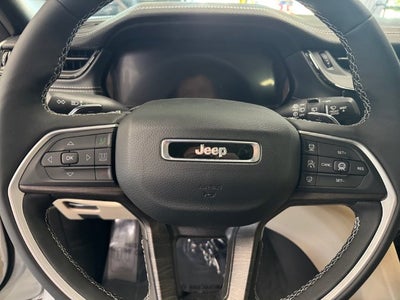 2027 Jeep Grand Cherokee GRAND CHEROKEE LIMITED 4X4