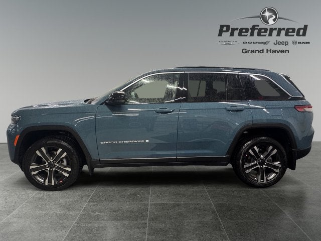 2027 Jeep Grand Cherokee GRAND CHEROKEE LIMITED 4X4
