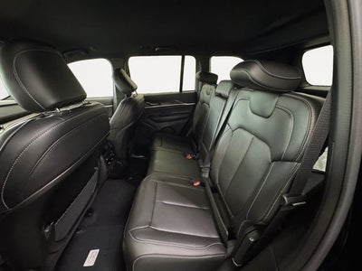 2027 Jeep Grand Cherokee GRAND CHEROKEE LIMITED 4X4