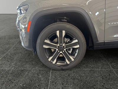 2027 Jeep Grand Cherokee GRAND CHEROKEE LIMITED 4X4