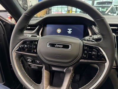 2025 Jeep Grand Cherokee GRAND CHEROKEE OVERLAND 4X4