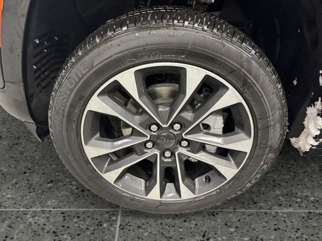 2025 Jeep Grand Cherokee GRAND CHEROKEE OVERLAND 4X4