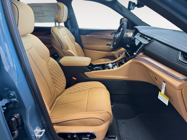 2027 Jeep Grand Cherokee GRAND CHEROKEE SUMMIT 4X4