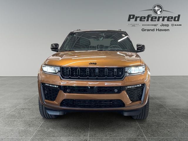 2026 Jeep Grand Cherokee GRAND CHEROKEE SUMMIT 4X4