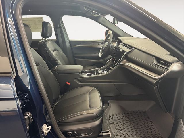 2026 Jeep Grand Cherokee L GRAND CHEROKEE L LIMITED RESERVE 4X4
