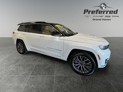2025 Jeep Grand Cherokee L Summit 3.6 Liter V6 4WD
