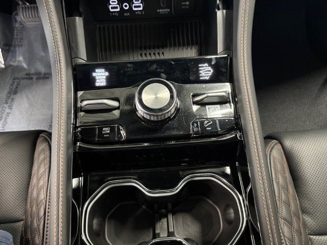 2027 Jeep Grand Cherokee L GRAND CHEROKEE L SUMMIT 4X4
