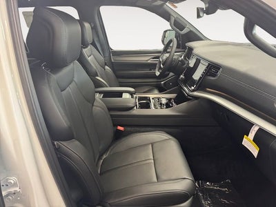 2026 Jeep Grand Wagoneer GRAND WAGONEER UPLAND 4X4