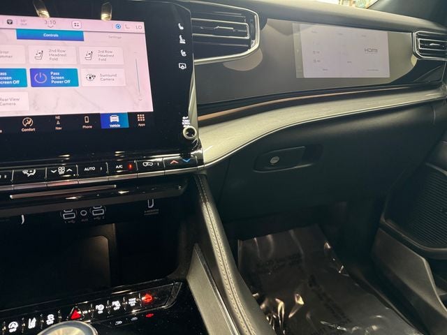 2022 Jeep Wagoneer Series III 5.7 Liter V8 4WD