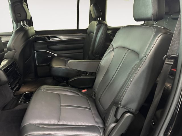 2022 Jeep Wagoneer Series III 5.7 Liter V8 4WD