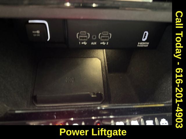 2022 Jeep Wagoneer Series III 4x4