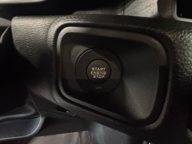2025 Jeep Gladiator Willys 3.6 Liter V6 Automatic 4WD