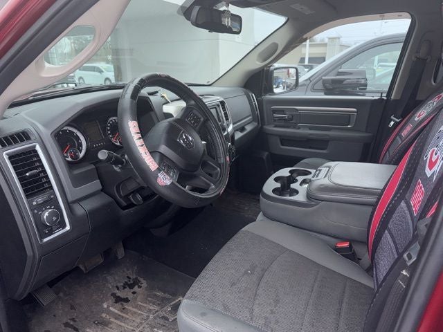 2015 RAM 1500 Big Horn 5.7 Liter V8 Hemi Quad Cab 4WD