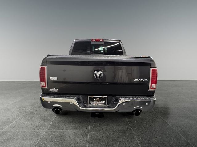 2016 RAM 1500 Laramie 5.7 Liter V8 Hemi Crew Cab 4WD