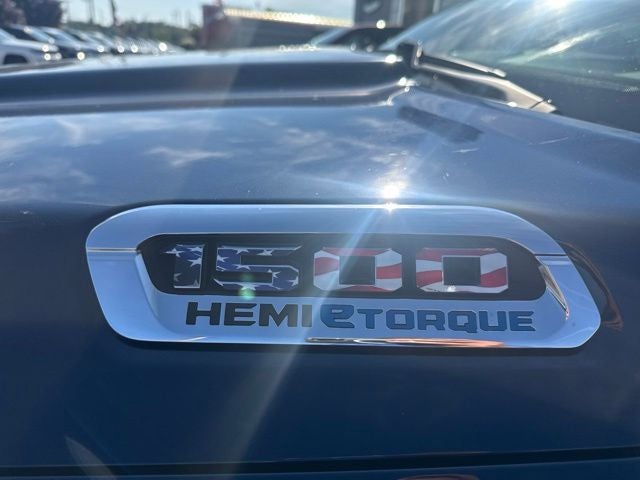 2021 RAM 1500 Big Horn/Lone Star 5.7 Liter V8 Hemi Crew Cab 4WD