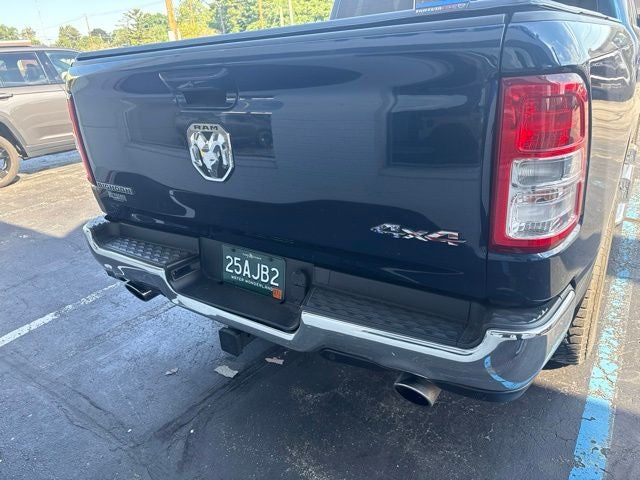 2021 RAM 1500 Big Horn/Lone Star 5.7 Liter V8 Hemi Crew Cab 4WD